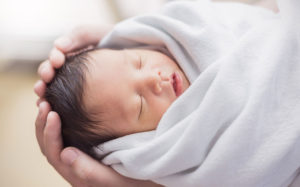 Read more about the article Baby Sleep Solutions –  How can I help my baby become a settled sleeper?
